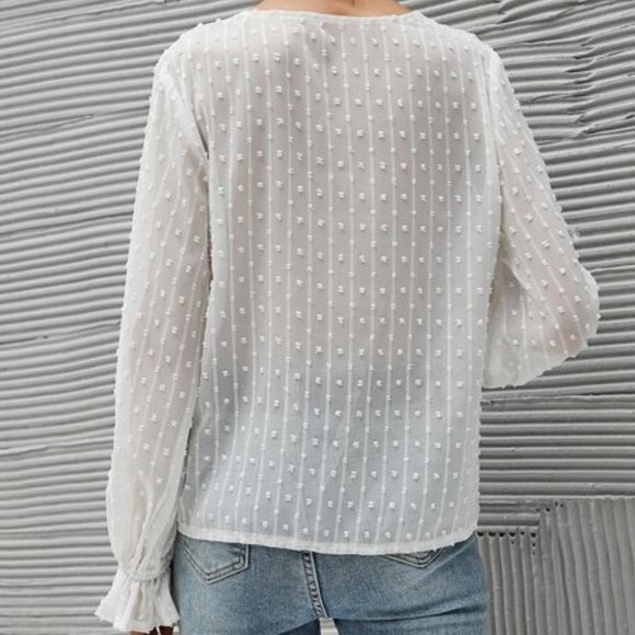 CLASSIC Flounce Sleeve Swiss Dot Blouse - off whit - Picture 5 of 6